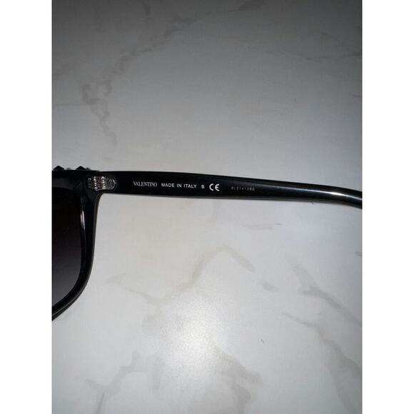 Valentino Sunglasses - Excellent Condition